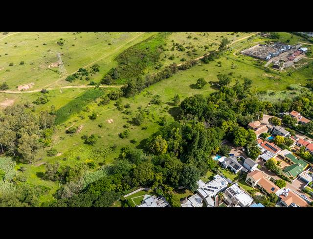 9,575M² VACANT LAND FOR SALE IN LONEHILL